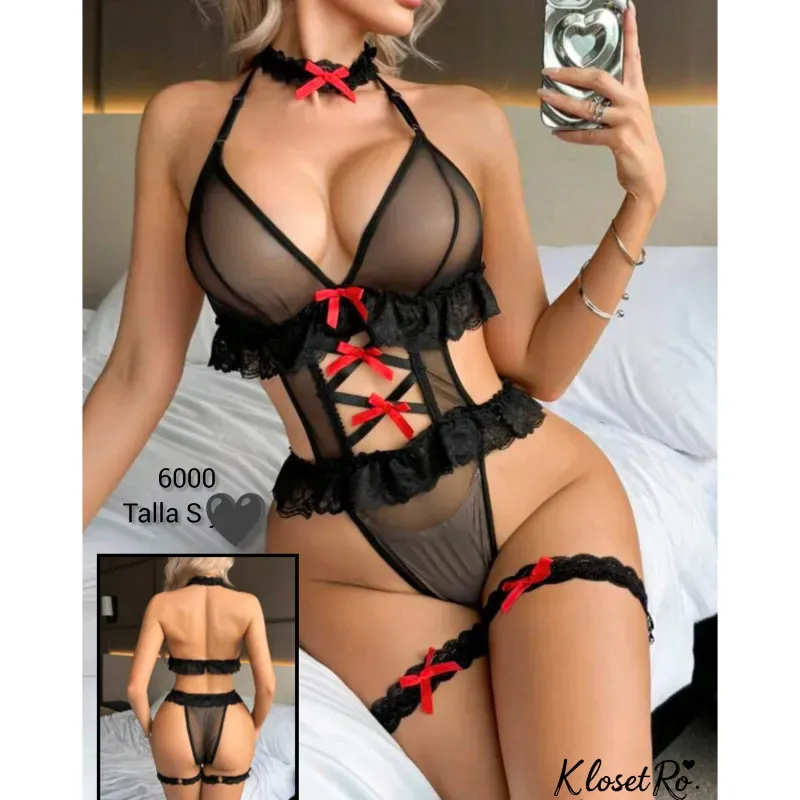 Body de mayas, con ligueros y collar 