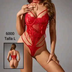 Body enterizo con aros 