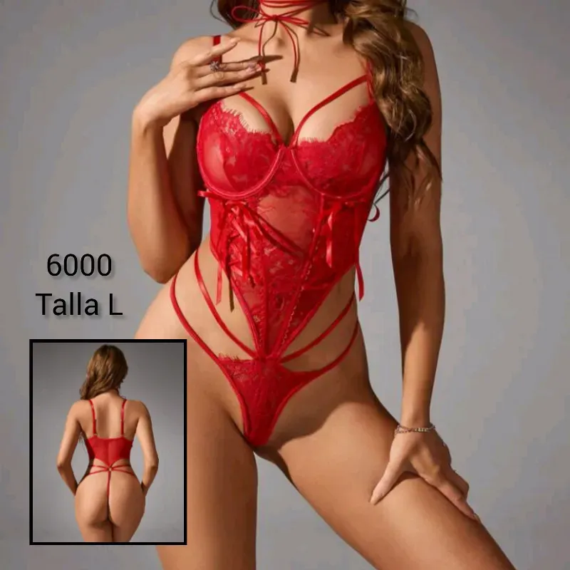 Body enterizo con aros 