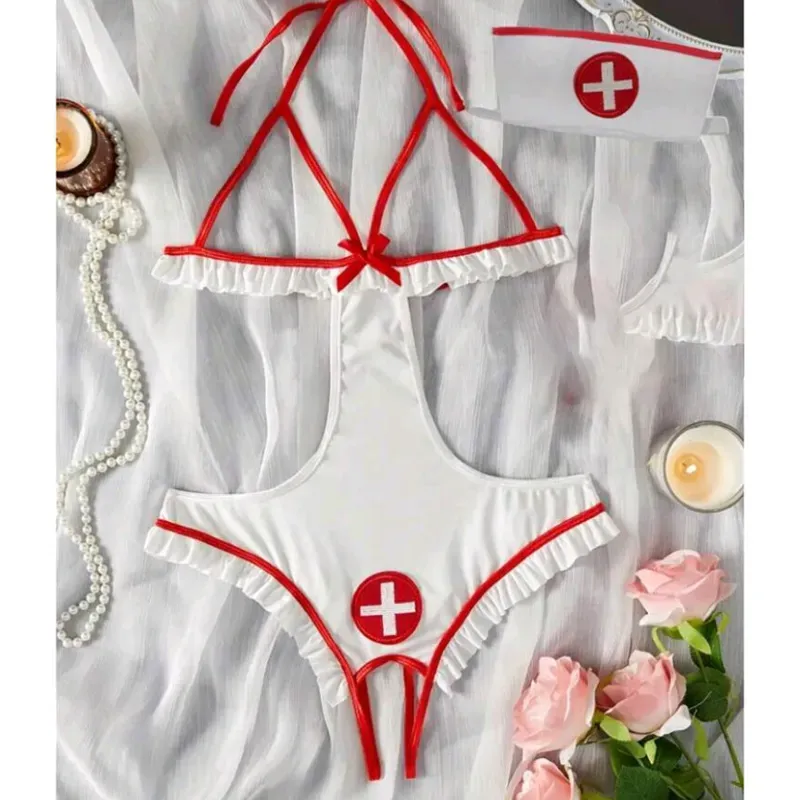 Lencería tipo body con amarre al cuello y entrepierna abierta, incluye diadema de temática enfermera 