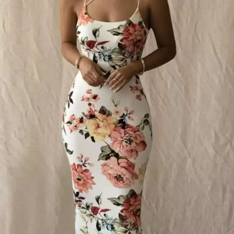 Vestido “Floral Elegance” 🌸✨