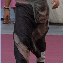 Pantalón caucho