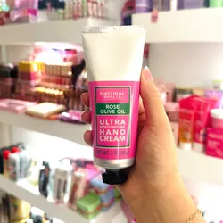 Crema ultra hidratante para manos con rosas y aceite de oliva