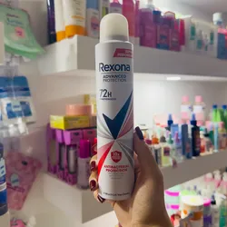 Desodorante antitranspirante aerosol REXONA ANTIBACTERIAL PROTECTION