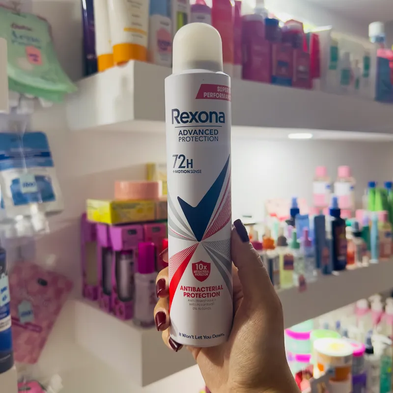 Desodorante antitranspirante aerosol REXONA ANTIBACTERIAL PROTECTION