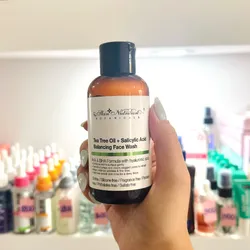 Limpiador facial Skin Nutrition Botanicals Tea Tree Oil + Salicylic Acid Balancing Face Wash