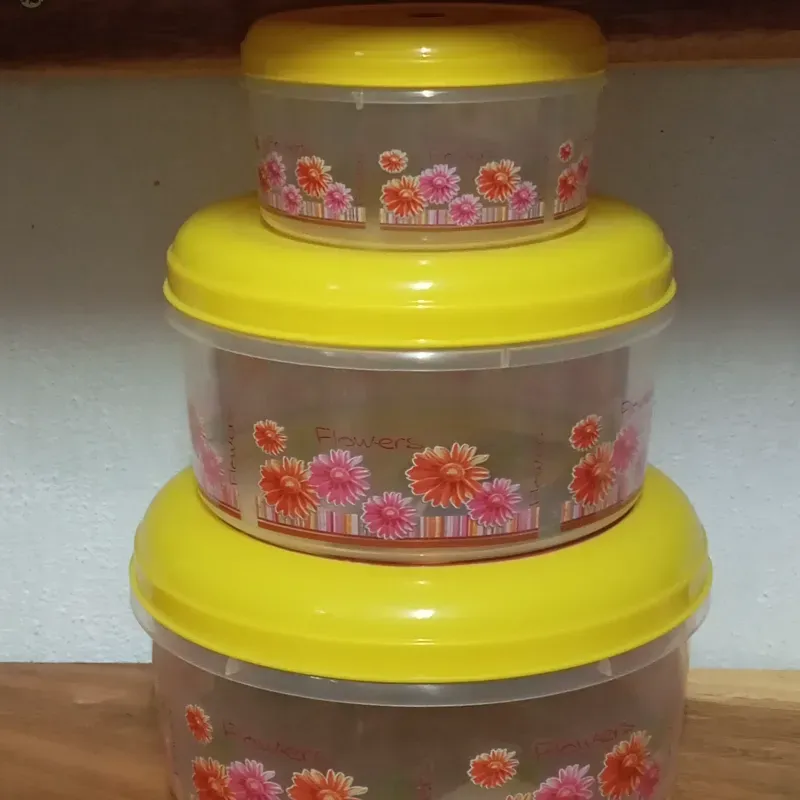 Juego de pozuelos grandes amarillos