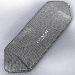 Bolsa para maquillaje de Coach 