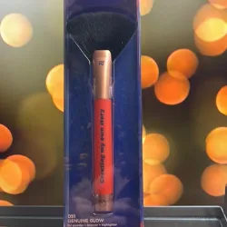 Brocha para aplicar bronceador e iluminador en polvo