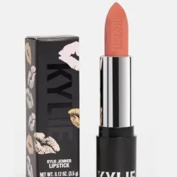 Labial en barra de Kylie Jenner 
