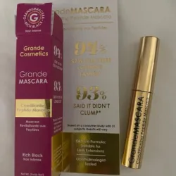 Máscara de pestañas de Grande Cosmetics 1.4g