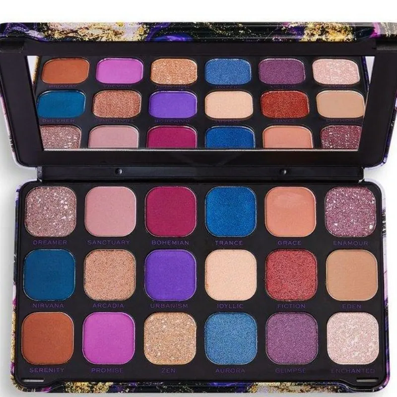 Paleta sombras de 18 colores de Revolution