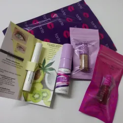 Set  de maquillaje de Tarte