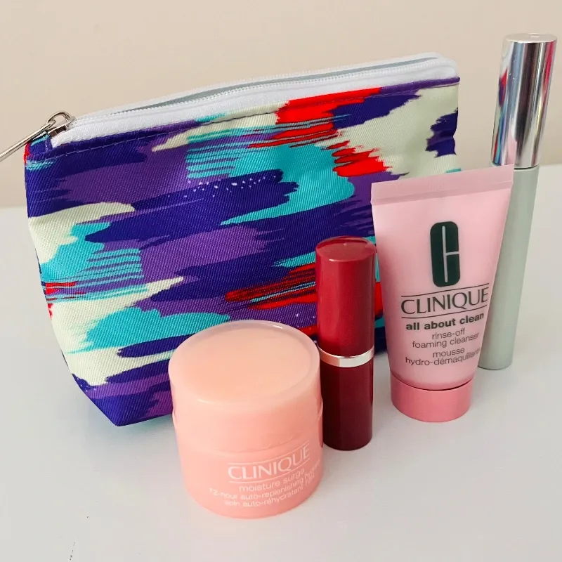 Set de Maquillaje y Cuidado Facial de Clinique