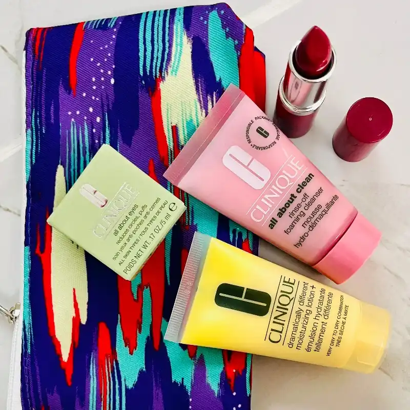 Set de productos+ Bolsa de Clinique
