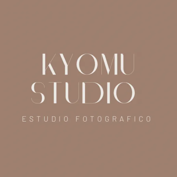 Kyomu Studio  es un estudio fotográfico en crecimiento, donde nos dedicamos a capturar los momentos más especiales de tu vida a través de una amplia variedad de servicios fotográficos y productos personalizados✨