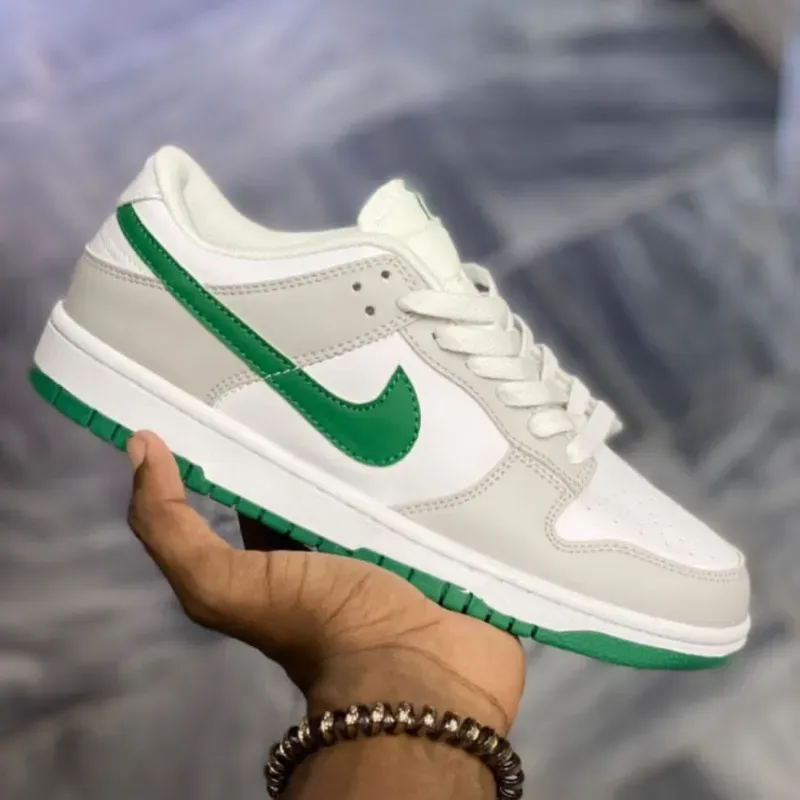 Dunks grises y verde