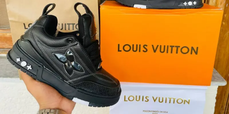 Louis Vuitton Skate Negro 