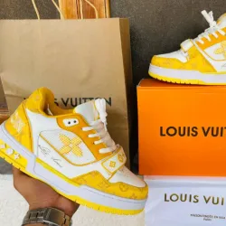 Louis Vuitton Trainer Blanco y Amarillo de Pegueta  