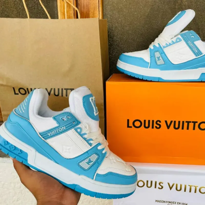 Louis Vuitton Trainer Blancos y Celeste  