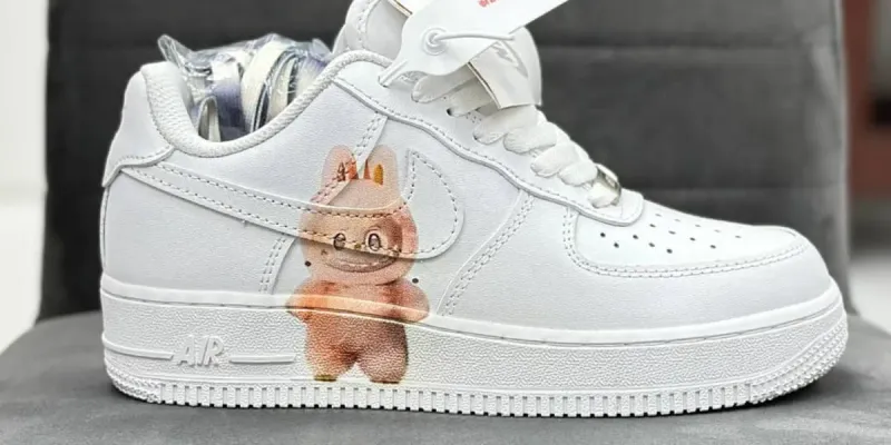 Nike labubu