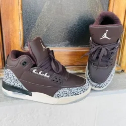 Retro 3 Carmesí Obscuras(G5) 