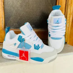 Retro 4 Blancas y Azules(G5) 