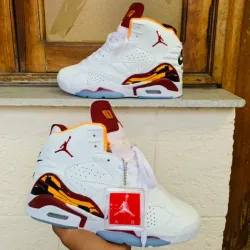 Retro MVP Blancas y Rojas con detalles Amarillos(G5) 