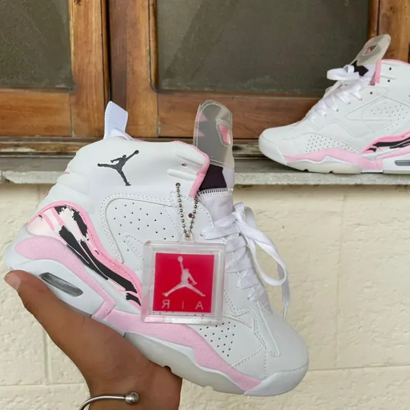 Retro MVP Blanco y Rosa(G5) 