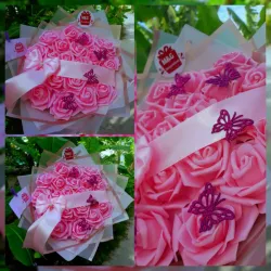 20 rosas en foami 💗