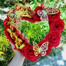 Corazón de rosas y bombones ❤️