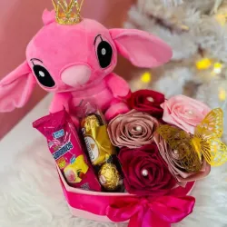 Stich con rosas 💗