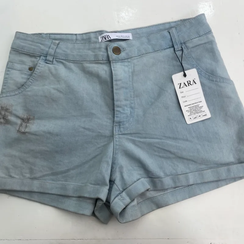 Short Zara 