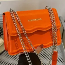 Cartera mediana naranja