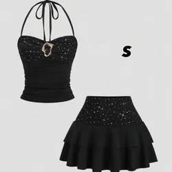 Conjunto de saya y blusa