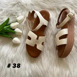 Sandalias prácticas