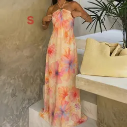 Vestido de playa largo con flores amarrado al cuello