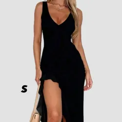 Vestido negro de playa