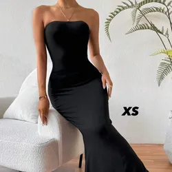 Vestido negro descotado corte sirena