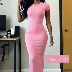 Vestido rosa con mangas cortas