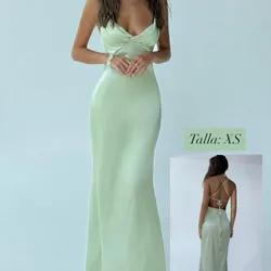 Vestido verde de Satén amarrado a la espalda