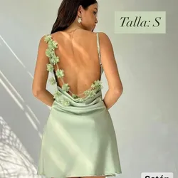 Vestido verde de Satén con flores