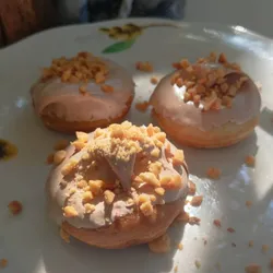 Mini Dona con crema y maní