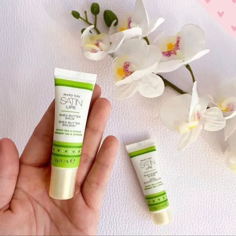 LABIOS. Mascarilla Exfoliante y Crema Humectante para Labios con Karité Satin Lips®, 