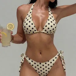 Bikini amarillo de lunares