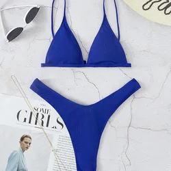 Bikini azul intenso