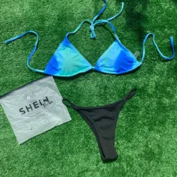 Bikini azul y negro