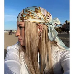 Pañuelo azul celeste