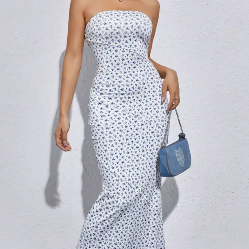 Vestido largo sin tirantes estampado