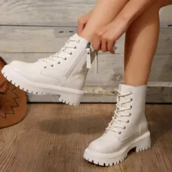 Botas blancas ,felpa dentro